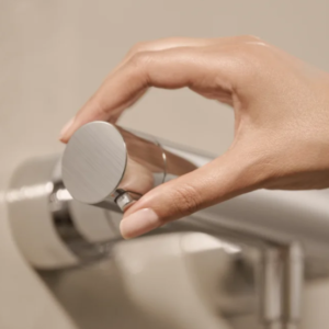 Termostatinis dušo maišytuvas su dušo komplektu Oras Aurelia 4769-80 plieno spalva,- be ekcentrinių jungčių